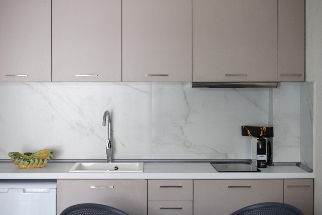 Crist Luxury Apartments Nea Poteidaia Exteriér fotografie